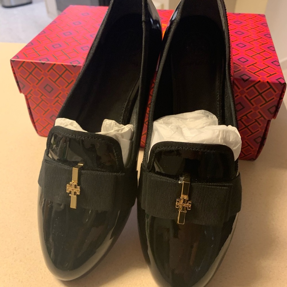 Ballerina style slip on shoes